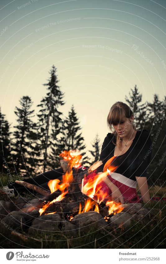 hypnotiseur Erholung ruhig Meditation Freizeit & Hobby Ferien & Urlaub & Reisen Ausflug Abenteuer Camping Berge u. Gebirge wandern Mensch feminin Junge Frau