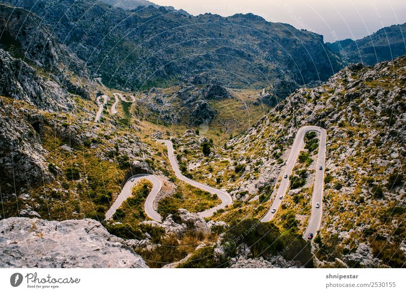 Serpentinen auf Mallorca Ferien & Urlaub & Reisen Tourismus Ausflug Ferne Freiheit Sommerurlaub Berge u. Gebirge wandern Umwelt Natur Landschaft Urelemente