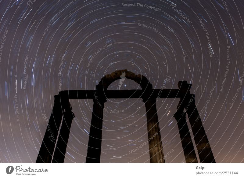 Schöne Nachtlandschaft mit sternenklarem Himmel schön Winter Berge u. Gebirge Tapete Wissenschaften Natur Landschaft Mond Park Wald Denkmal Wege & Pfade träumen