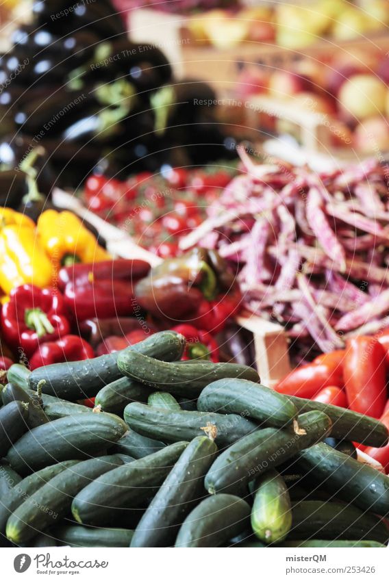 Qual der Wahl. Lebensmittel ästhetisch Frucht Gemüse Gemüsehändler Gemüseladen Obst- oder Gemüsestand Gesundheit Markt Marktplatz Marktstand Markttag frisch