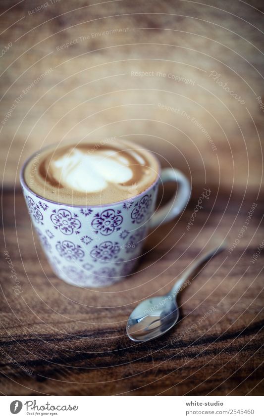 Have a Break! Getränk Kaffee genießen Cappuccino Kaffeetrinken Kaffeetasse Kaffeepause Milchschaum Latte Art Barista Herz Kaffeeschaum Kaffeelöffel Erholung
