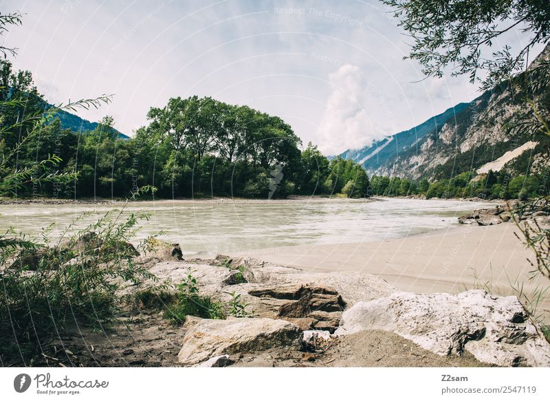 Inn wandern Umwelt Natur Landschaft Himmel Wolken Sommer Schönes Wetter Flussufer nachhaltig natürlich Idylle Perspektive ruhig Umweltschutz Bundesland Tirol