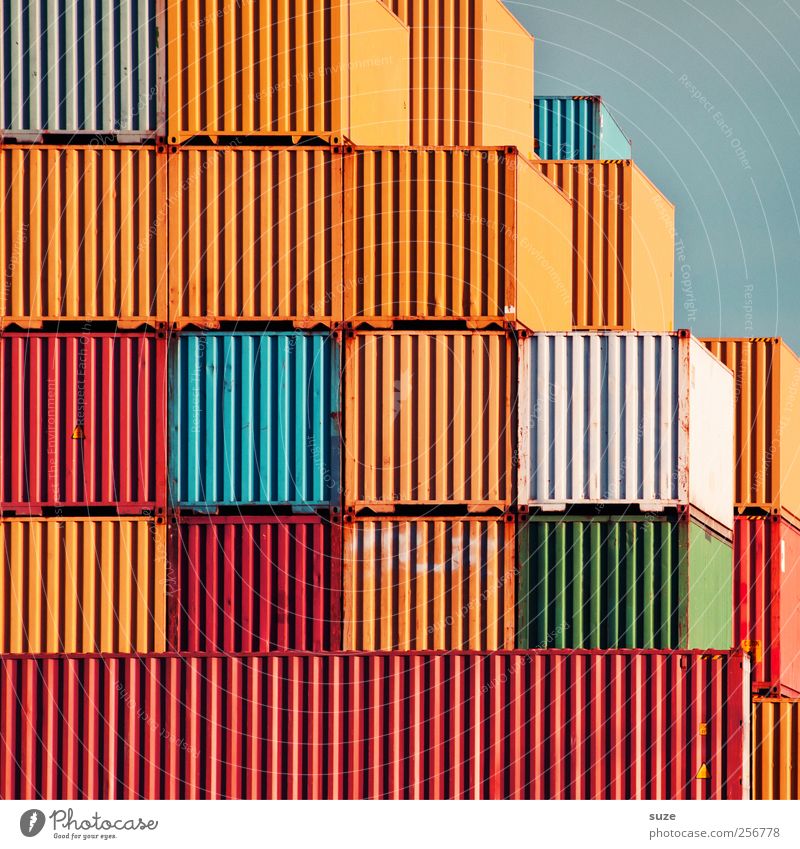 Game over Industrie Handel Güterverkehr & Logistik Dienstleistungsgewerbe Umwelt Himmel Container Metall Rost Streifen alt eckig groß Ordnung Metallwaren Ladung