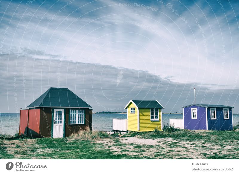 Strandhäuser auf der dänischen Insel Ærø Ferien & Urlaub & Reisen Tourismus Ausflug Ferne Freiheit Sommerurlaub Meer Wellen Haus Landschaft Wolken Horizont