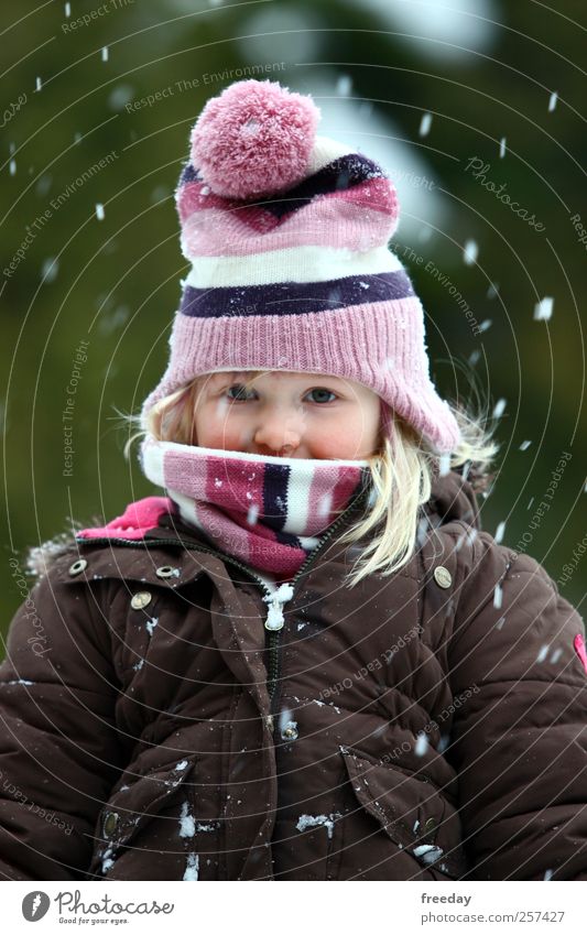 Winter, Du kannst jetzt kommen! Freude Ferien & Urlaub & Reisen Schnee Winterurlaub Kindergarten Mädchen Kindheit Leben Gesicht Mund 3-8 Jahre Klima Klimawandel
