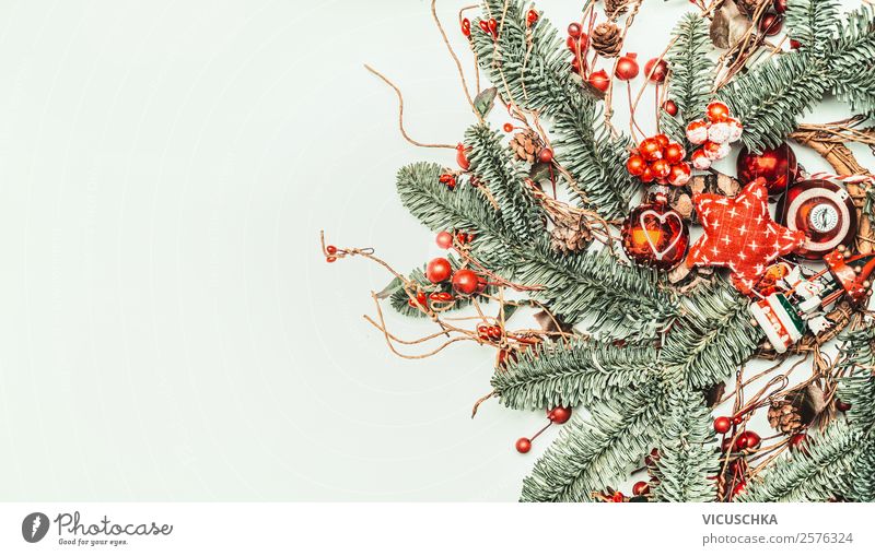 Tannenzweige mit roten Weihnachtsdekoration Stil Design Winter Dekoration & Verzierung Feste & Feiern Weihnachten & Advent Ornament Tradition Hintergrundbild