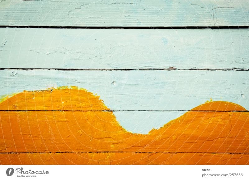 Kamel Fassade Holz Zeichen Linie Streifen trocken gelb weiß Farbe Verfall Vergänglichkeit Wand Zaun Holzbrett Bogen orange Hintergrundbild Holzwand bemalt