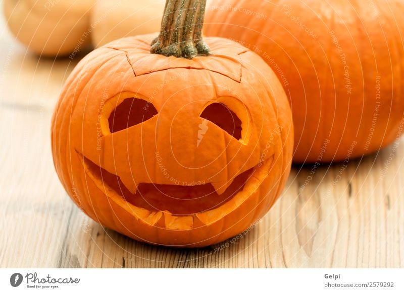 Halloween Gemüse Freude Gesicht Dekoration & Verzierung Feste & Feiern Herbst Kerze Holz Lächeln lachen gruselig lustig niedlich gelb weiß Angst Entsetzen