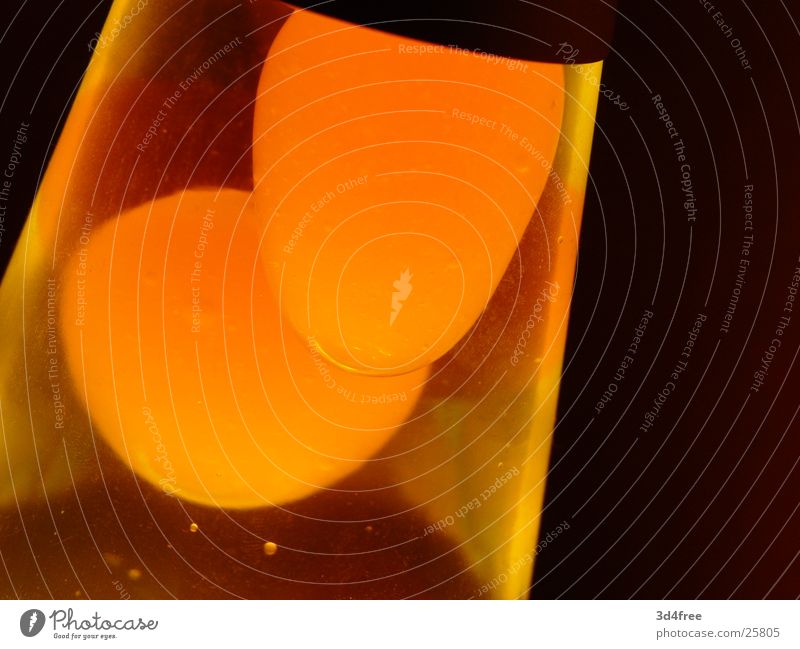 Lava Lampe II Lavalampe Licht gelb Wachs Physik Sechziger Jahre orange Wärme Makroaufnahme