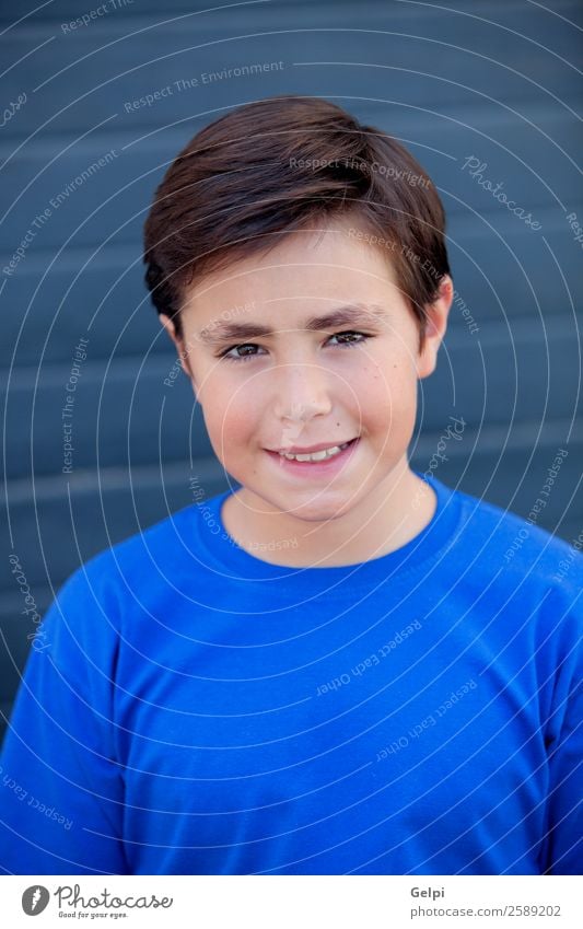 Lustiges Kind mit zehn Jahren Lifestyle Glück schön Gesicht Schule Mensch Junge Mann Erwachsene Jugendliche Denken Lächeln blau schwarz weiß selbstbewußt