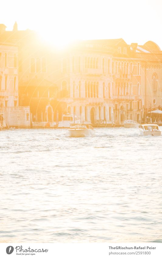 Sonnenuntergang Kleinstadt Stadt Hafenstadt gold silber weiß Gegenlicht Wasser Meerwasser Venedig Italien Canal Grande Haus Kanal Wasserfahrzeug Schifffahrt