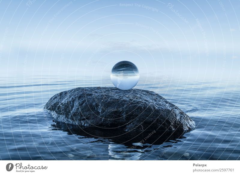 Kristallkugel auf einem großen schwarzen Felsen schön Wellness ruhig Meditation Strand Meer Umwelt Natur Landschaft Himmel Küste Stein Kugel Globus glänzend