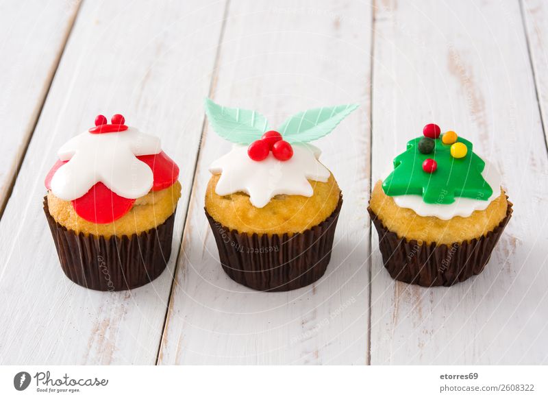 Hausgemachte Weihnachtskuchen Lebensmittel Gesunde Ernährung Foodfotografie Backwaren Kuchen Dessert Bonbon Frühstück Weihnachten & Advent gut süß rot Cupcake