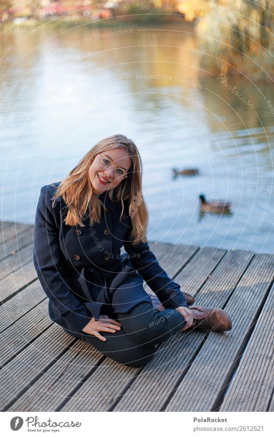 #A# By The Ent 1 Mensch ästhetisch Frau sitzen genießen Natur Entenvögel Mantel Mode Modellfigur Herbst Außenaufnahme Anlegestelle See Teich Ausflug Farbfoto