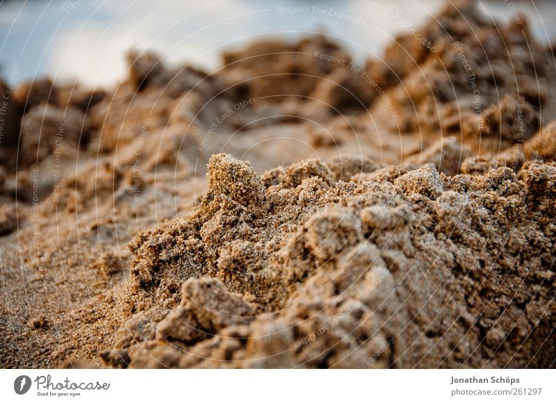 Sandgebirge Ferien & Urlaub & Reisen Umwelt Natur Schönes Wetter Wärme Strand Strandspaziergang Sandstrand Sandkasten Sandkorn Sandburg Krümel Detailaufnahme