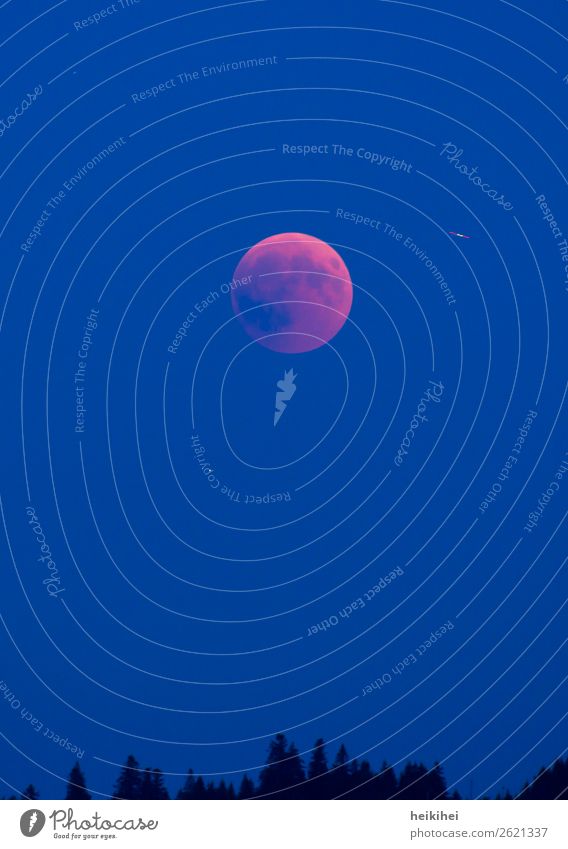 Blutmond mit der internationalen Raumstation ISS Ferien & Urlaub & Reisen Ausflug Sommer Natur Landschaft Himmel Wolkenloser Himmel Nachthimmel Mond Vollmond