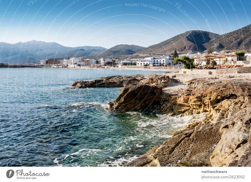 Am Strand, Crete in Summer Ferien & Urlaub & Reisen Tourismus Sommer Sommerurlaub Umwelt Natur Landschaft Luft Wasser Sonne Frühling Schönes Wetter Felsen