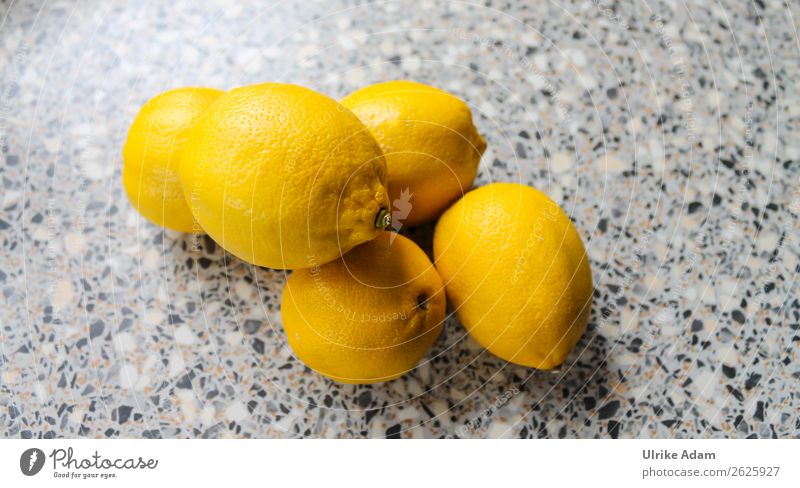 Vier Zitronen Frucht Ernährung Gesundheit Gesunde Ernährung Krankheit exotisch frech frisch sauer gelb Erkältung Vitamin Vitamin C 4 Zitrusfrüchte Lemonen Kraft