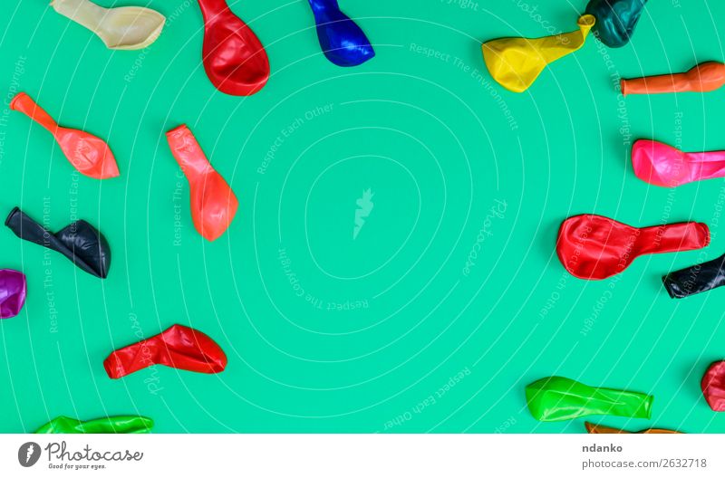 entleerte Luftballons Freude Glück Dekoration & Verzierung Feste & Feiern Spielzeug Fröhlichkeit lustig blau gelb grün rosa rot türkis Farbe deflationiert
