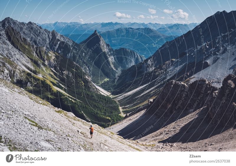 Zammer Loch | Seescharte | E5 Freizeit & Hobby Ferien & Urlaub & Reisen Abenteuer Berge u. Gebirge wandern Mann Erwachsene Natur Landschaft Schönes Wetter Alpen