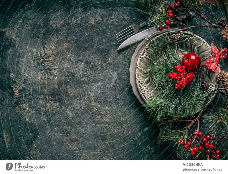 Weihnachten Hintergrund mit festliche Tischgedeck Festessen Geschirr Teller Besteck Stil Design Winter Häusliches Leben Innenarchitektur Dekoration & Verzierung
