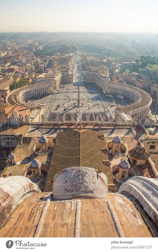 Rom III - Petrasplatz Vatikan Italien Dom Obelisk Kuppeldach Sehenswürdigkeit Petersdom Petersplatz Wärme Lebensfreude Güte Glaube Höhenangst Idylle
