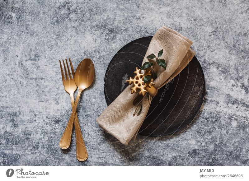 Weihnachts-Tischdecke, Goldbesteck und Nandinas Abendessen Teller Gabel Löffel Winter Dekoration & Verzierung Restaurant Ostern Erntedankfest