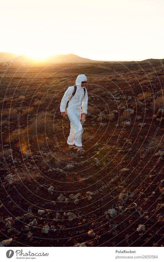 #AS# wanderer Kunst ästhetisch außerirdisch außergewöhnlich außerorts fremd Fremder Raumanzug Astronaut Raumfahrthelm Mars Marslandschaft Kreativität Kostüm