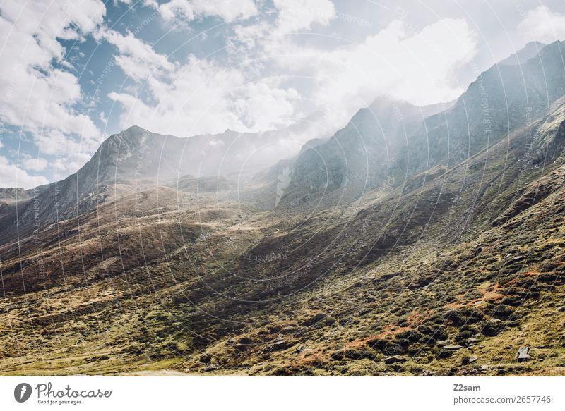Timmelsjoch | Südtirol Abenteuer wandern Umwelt Natur Landschaft Himmel Wolken Sonne Herbst Schönes Wetter Alpen Berge u. Gebirge gigantisch nachhaltig