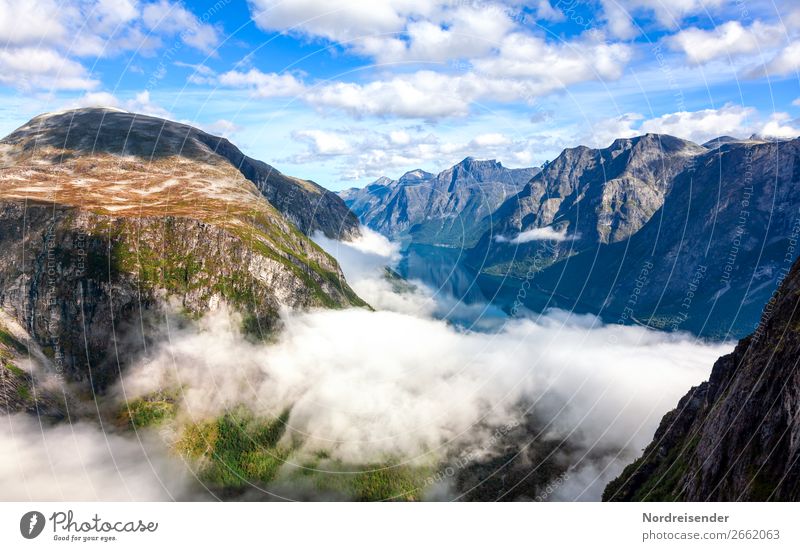 Hochland in Norwegen Sinnesorgane ruhig Meditation Ferien & Urlaub & Reisen Tourismus Ausflug Abenteuer Ferne Freiheit Natur Landschaft Urelemente Himmel Wolken