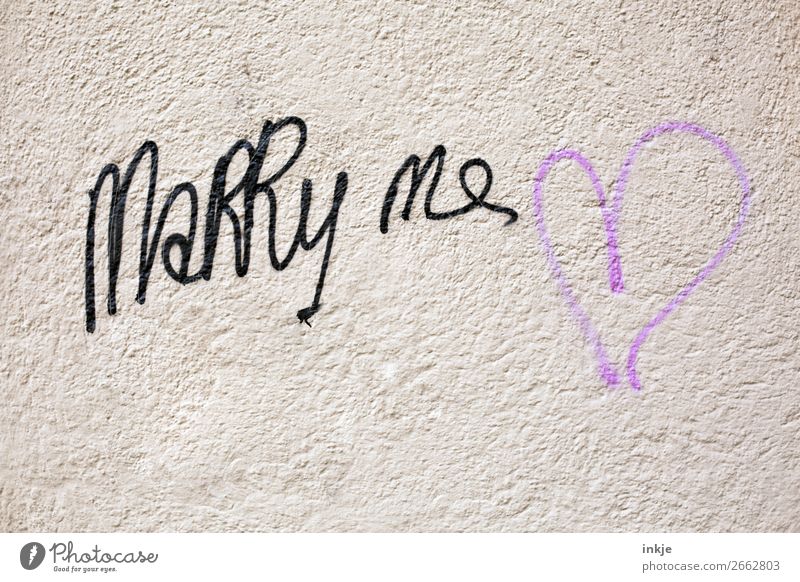 Wunsch Lifestyle Flirten Hochzeit Mauer Wand Fassade Zeichen Schriftzeichen Graffiti Herz violett schwarz weiß Gefühle Liebe Verliebtheit Romantik Englisch