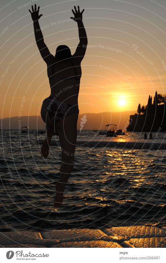 Ohrid II Freude sportlich Ferien & Urlaub & Reisen Tourismus Abenteuer Ferne Freiheit Sommer Sommerurlaub Sonne Strand Meer feminin 1 Mensch 18-30 Jahre