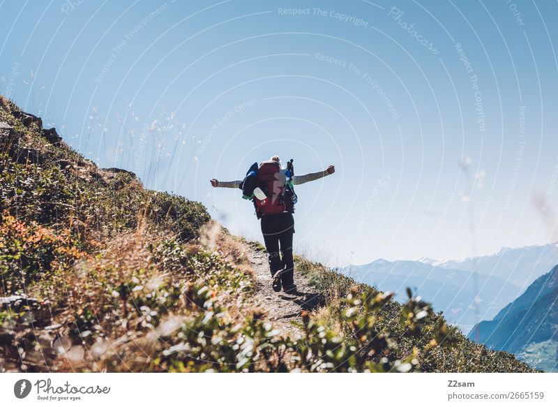 E5 Alpenüberquerung | Hirzer Südtirol Ferien & Urlaub & Reisen Expedition Berge u. Gebirge wandern Klettern Bergsteigen Junge Frau Jugendliche 18-30 Jahre
