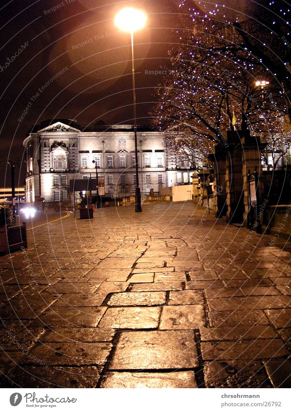 Streetlight Liverpool England Großbritannien Lampe Bürgersteig Licht Beleuchtung Reflexion & Spiegelung Nacht dunkel Laterne Langzeitbelichtung Straße Stimmung