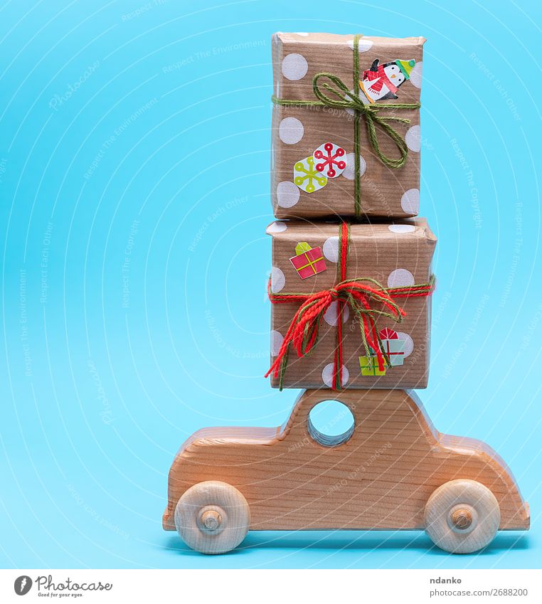 Holzkindermaschine trägt Geschenke kaufen Dekoration & Verzierung Feste & Feiern Weihnachten & Advent Silvester u. Neujahr PKW Papier Spielzeug Paket tragen neu