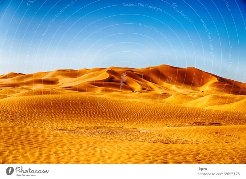 in der oman alten wüste reiben sie al khali das leere q schön Ferien & Urlaub & Reisen Tourismus Abenteuer Safari Sommer Sonne Natur Landschaft Sand Himmel