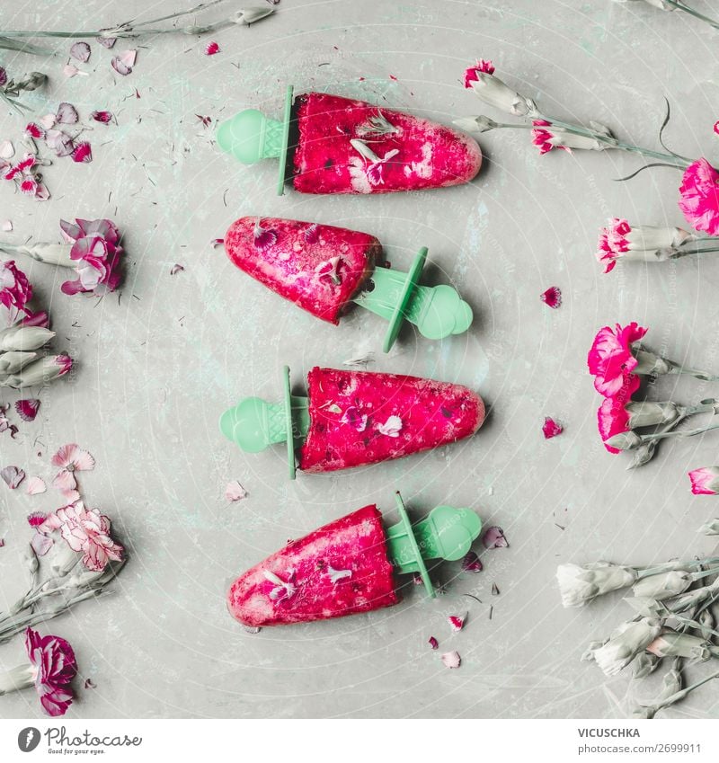 Hausgemachte Eis am Stiel Speiseeis Ernährung Stil Design Gesunde Ernährung Sommer rosa Lollipop Foodfotografie Saft gefroren Farbfoto Studioaufnahme