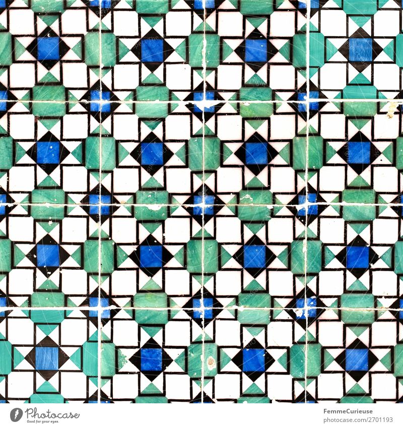 Colored wall tiles in Portugal Haus blau grün weiß Fliesen u. Kacheln Lissabon Quadrat Strukturen & Formen Geometrie Farbfoto Außenaufnahme Tag