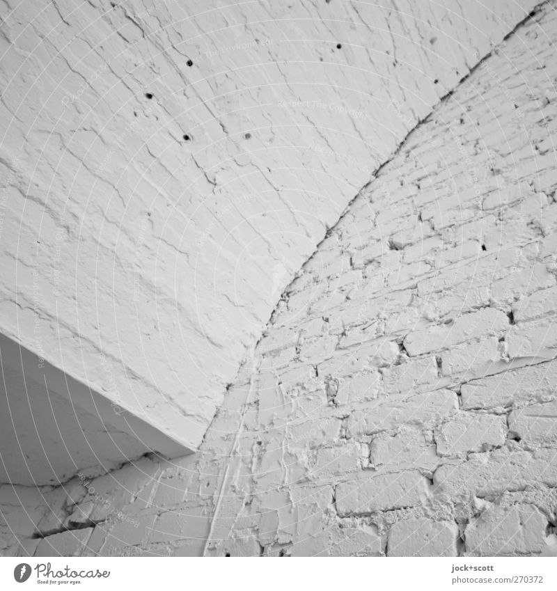 weiß nix weiße Wand Architektur eckig einfach retro Ordnungsliebe Reinlichkeit Backstein Oberflächenstruktur Bogen Fuge diagonal repariert Freiraum