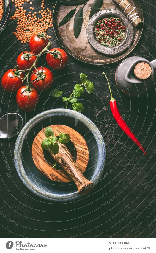 Gesunde vegetarische Zutaten für leckeres Kochen Lebensmittel Kräuter & Gewürze Ernährung Bioprodukte Vegetarische Ernährung Diät Geschirr Stil Design
