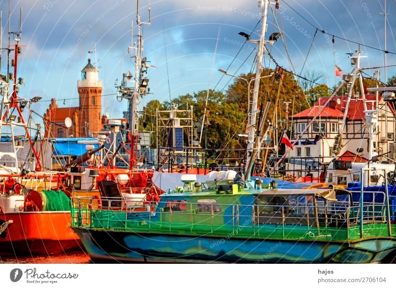 Haafen von Stolpmünde, Polen Ferien & Urlaub & Reisen Tourismus Abenteuer Ferne Jachthafen exotisch blau mehrfarbig grün Ustka Hafen Fischereihafen Fischkut