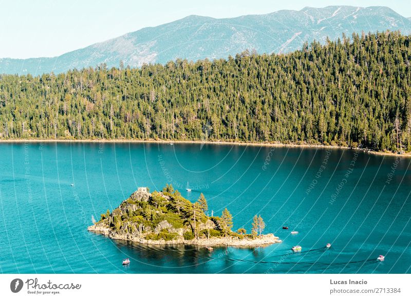 Geisterinsel an der Emerald Bay und Lake Tahoe Ferien & Urlaub & Reisen Tourismus Sommer Insel Berge u. Gebirge Garten Umwelt Natur Himmel Baum Gras Blatt Park