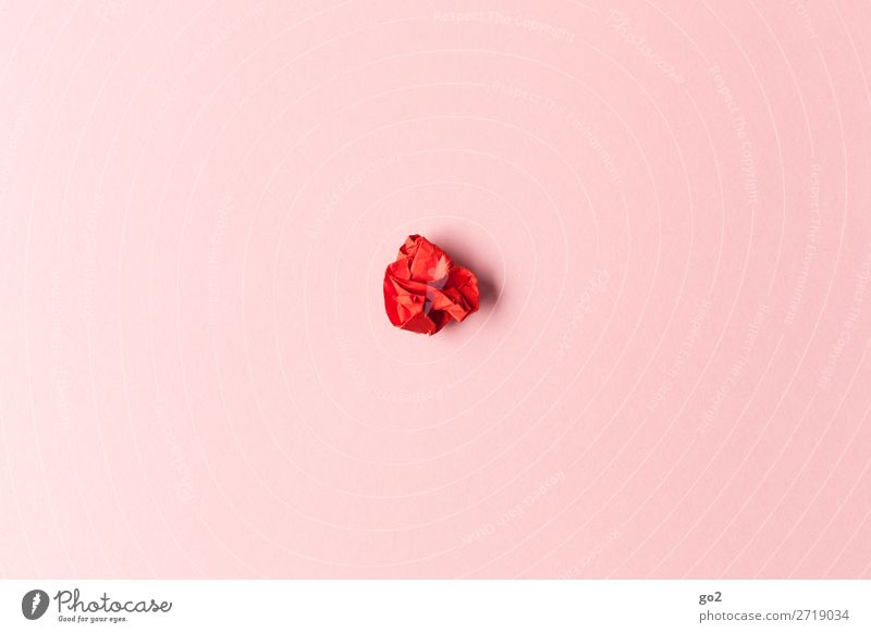 Rotes Papierknäuel Basteln Büroarbeit Printmedien Schreibwaren Zettel Müll ästhetisch einfach rosa rot Ärger Frustration Farbe Idee Inspiration Kreativität