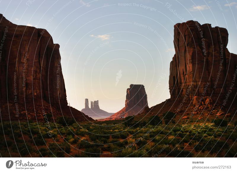 monument valley Natur Landschaft Erde Sand Sonnenaufgang Sonnenuntergang Schönes Wetter Wind Dürre Sträucher Felsen Monyment Vally Arizona USA Amerika
