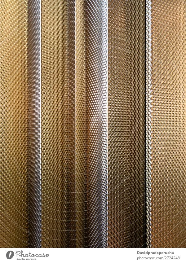 Gold Metall Wandhintergrund Leichtmetall rostfrei Eisen Stahl Design grau Muster Konsistenz Hintergrundbild Glanz industriell Teller abstrakt vertikal
