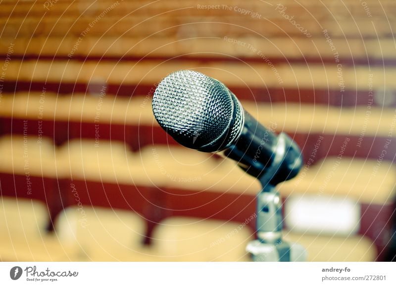 Mikro Lehrer Orator Lesesaal Mikrofon Unterhaltungselektronik Wissenschaften Telekommunikation Bildung Radio sprechen Ton Erfolg Kommunizieren Hörsaal Rede