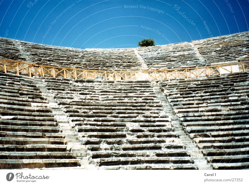 Amphitheater Türkei Griechen Ferien & Urlaub & Reisen Italien Caesar Tempel kämpfen Blut Sitzgelegenheit Sträucher Pflanze Europa historisch Wahrzeichen Denkmal