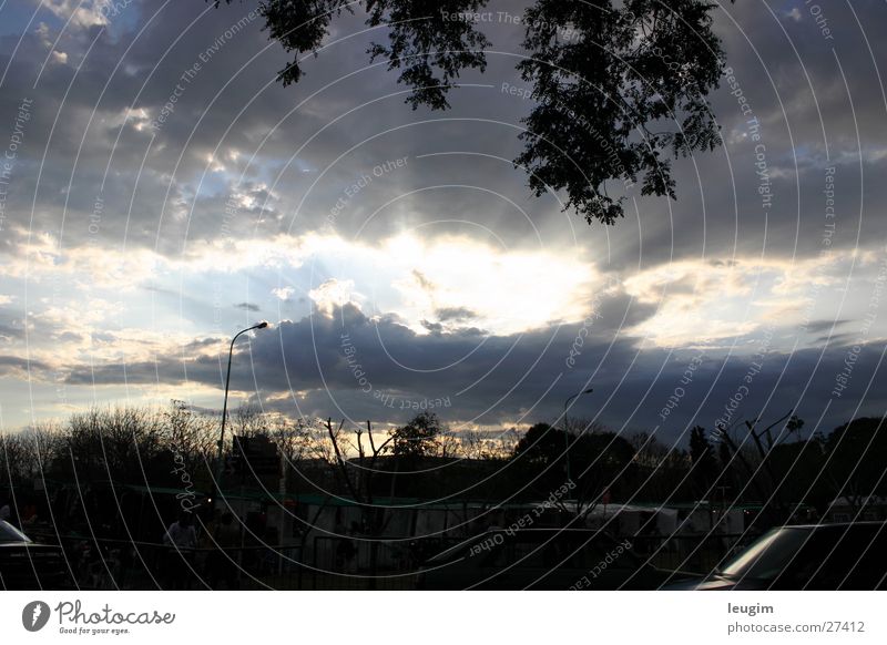 Strahlender Himmel Sonne Buenos Aires Argentinien Wolken Beleuchtung
