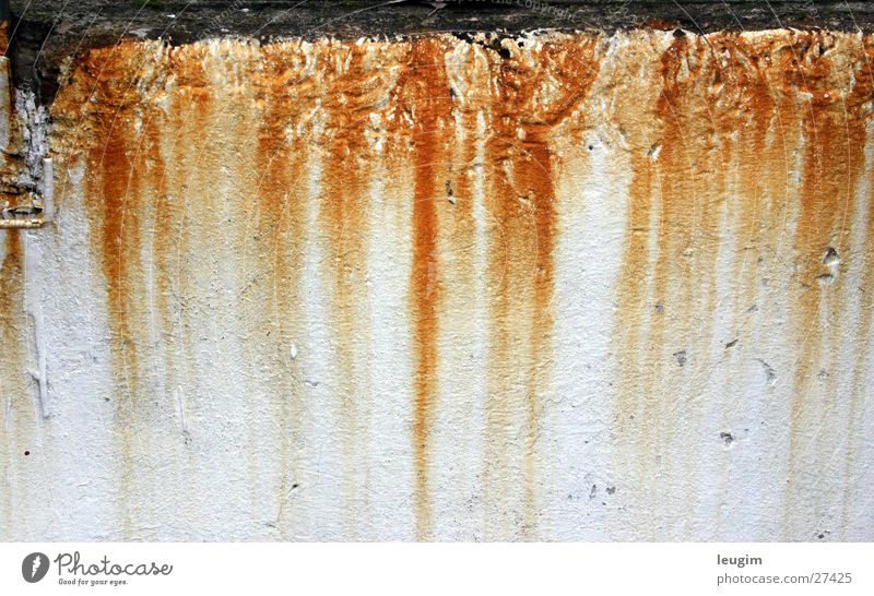 Oxidación Wand weiß rotgelb Buenos Aires Argentinien Rost Rostnasen