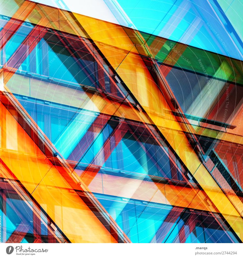 Kreuz|Quer Lifestyle elegant Stil Design Gebäude Architektur Fassade Fenster Glas Linie außergewöhnlich Coolness trendy einzigartig modern verrückt mehrfarbig